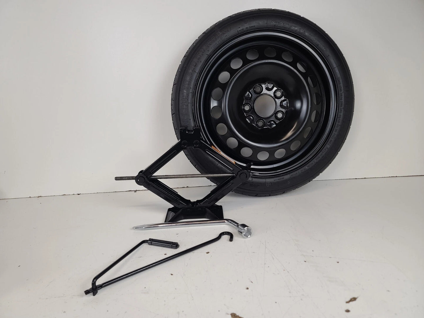 2004-2012 CHEVROLET MALIBU SPARE TIRE DONUT W/JACK TOOLS KIT OEM T125/70D16