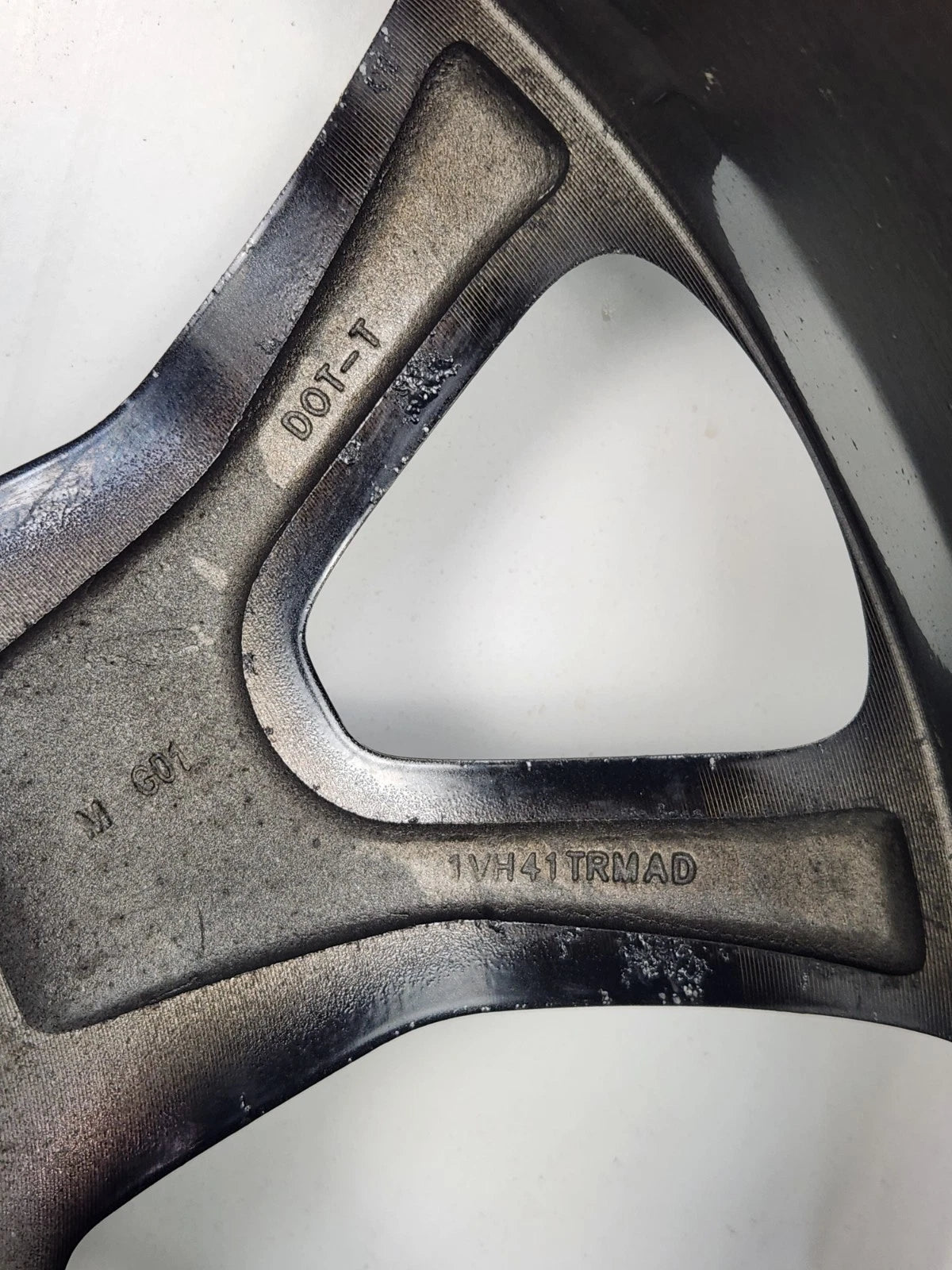 2014-2016 Jeep Grand Cherokee Wheel Rim 20x8 10 Spoke Painted Satin Carbon OEM