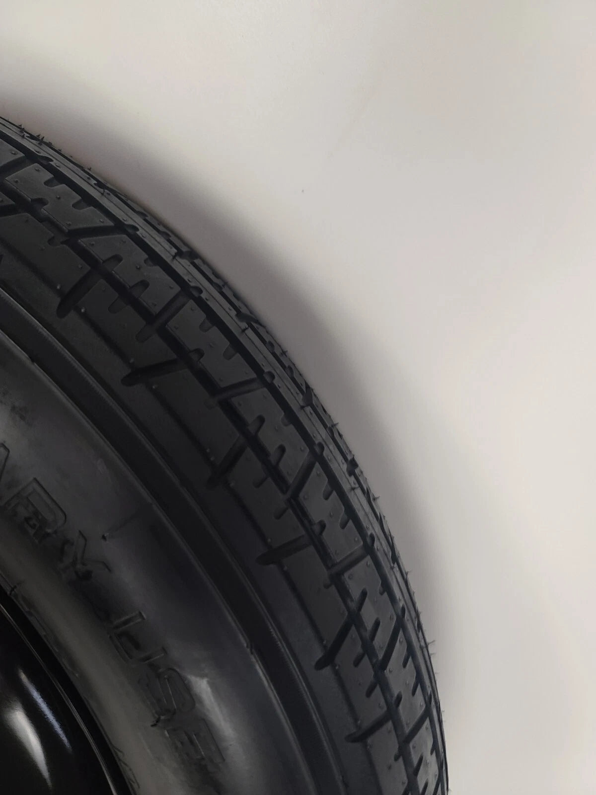 Spare Tire W/Jack Kit 18" Fits 2015-2019 Nissan Murano Compact Donut