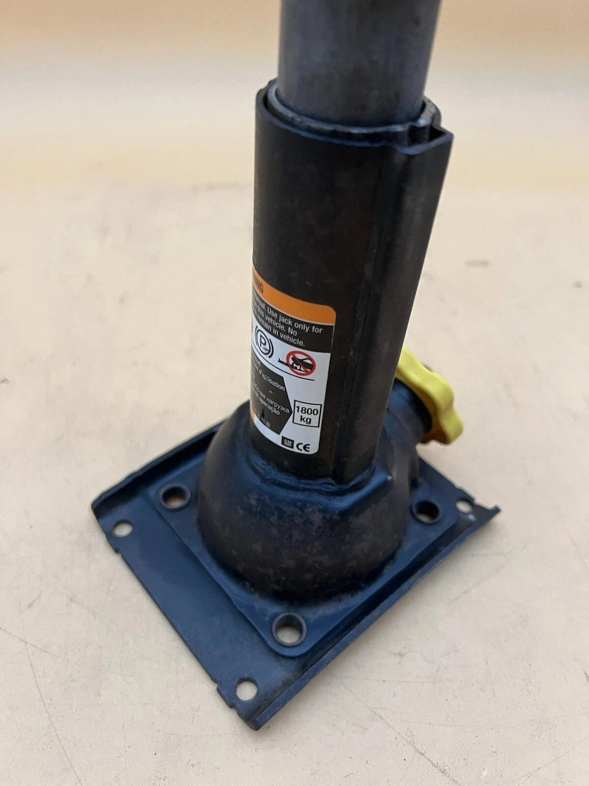 2015-2025 Chevrolet Silverado 1500 Emergency Jack Kit Tool