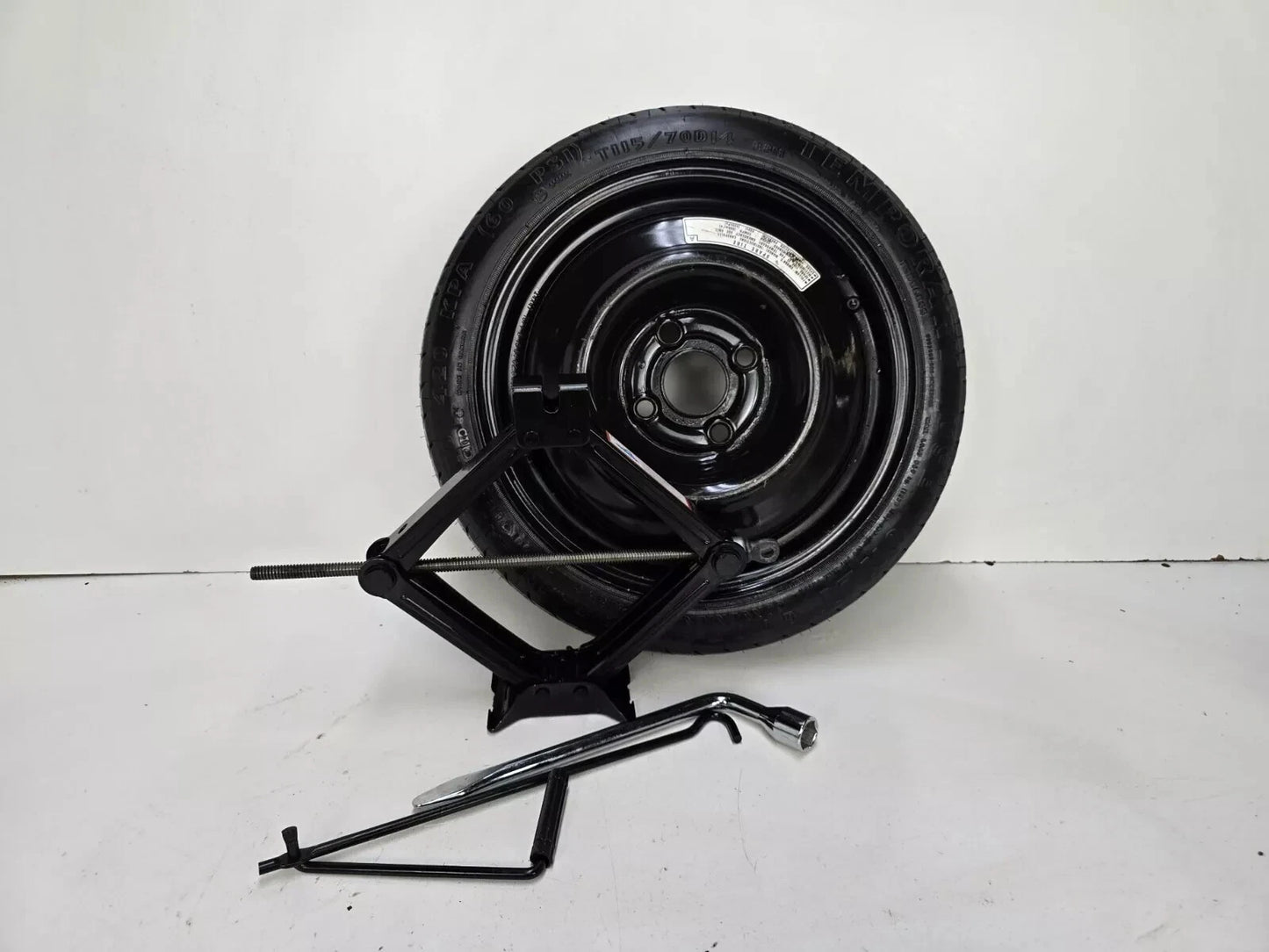 Spare Tire W/Jack Kit 14" Fits 2002-2005 Honda Civic Compact Donut