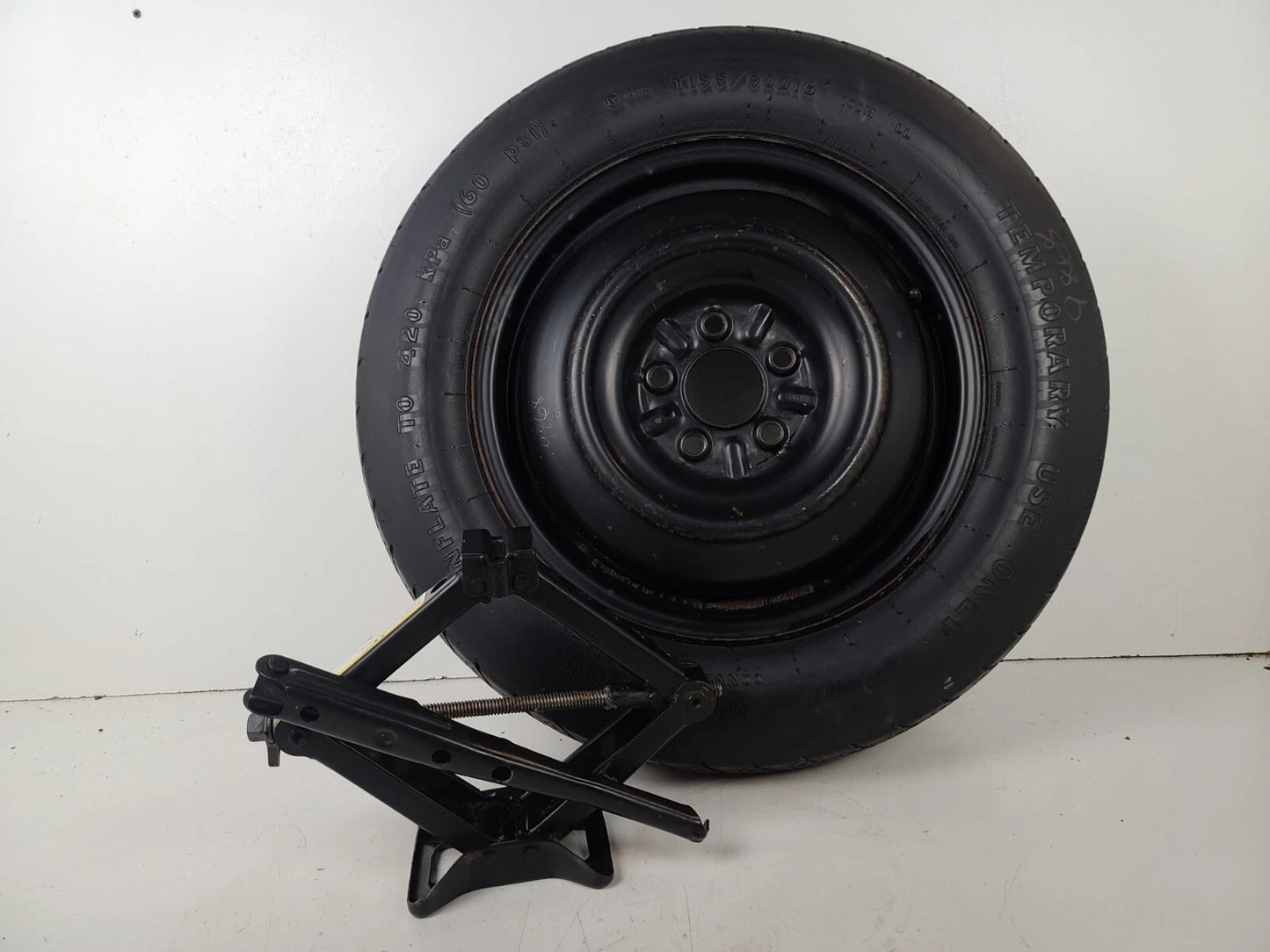 Spare Tire W/Jack Kit 16" Fits : 2007-2017 Jeep Compass Oem Genuine