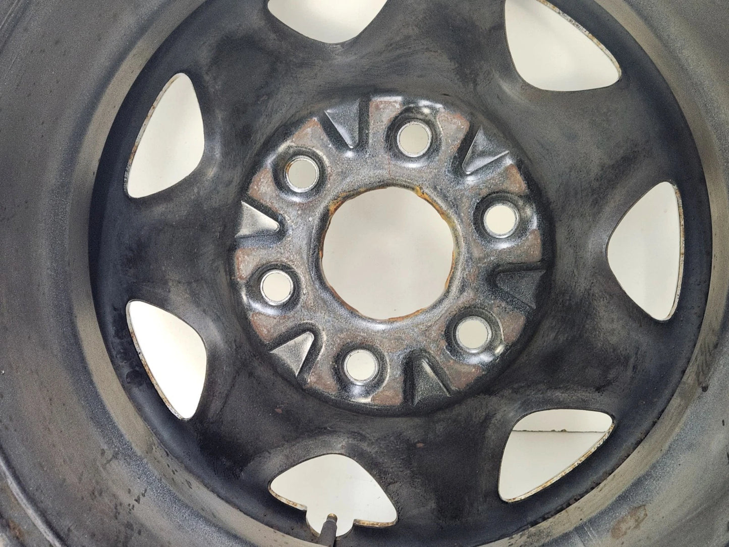 2014-2018 GMC Sierra Chevrolet Silverado 1500 Wheel 17x8 chrome clad 7 spoke OEM