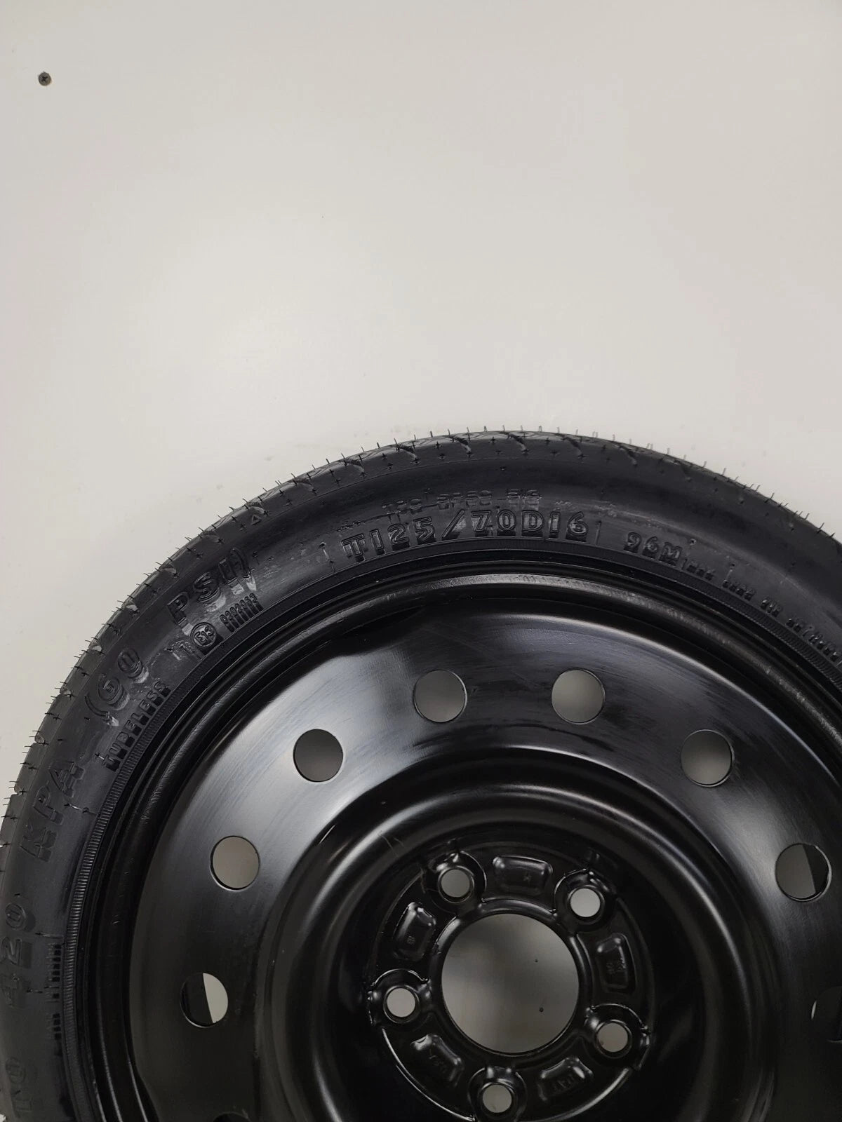 Spare Tire W/Jack Kit 16'' Fits 2014 - 2023 Kia Soul Donut