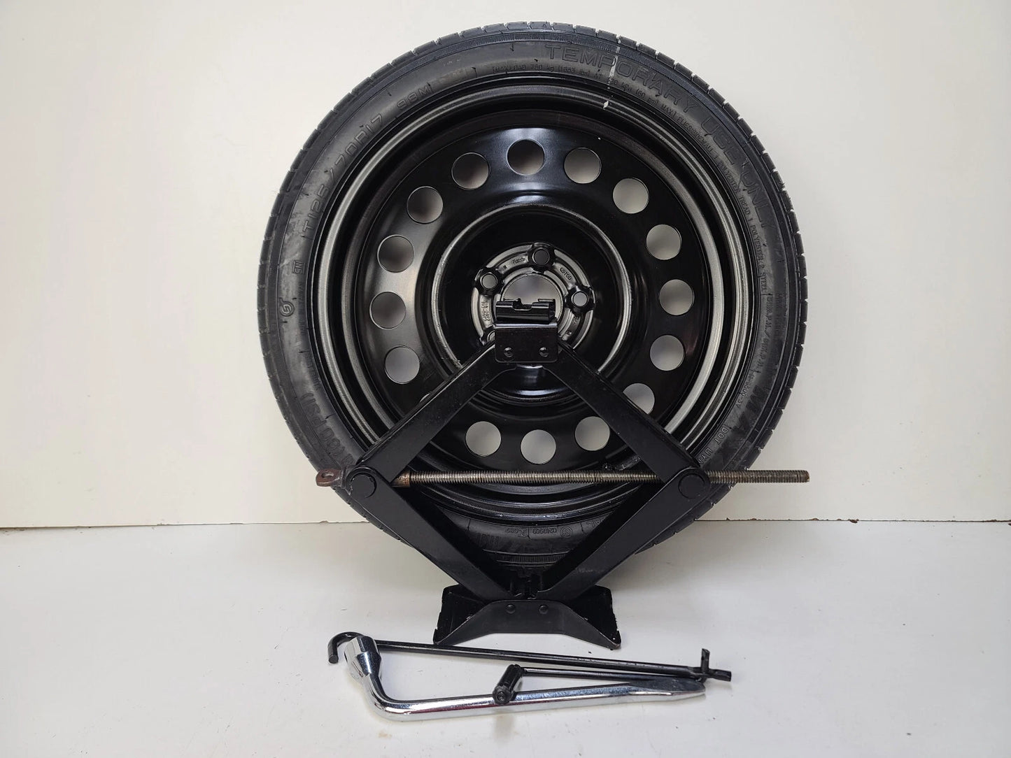 Spare Tire W/Jack Kit 17" Fits 2013-2020 Lincoln MKZ OEM Genuine T125/70D17.