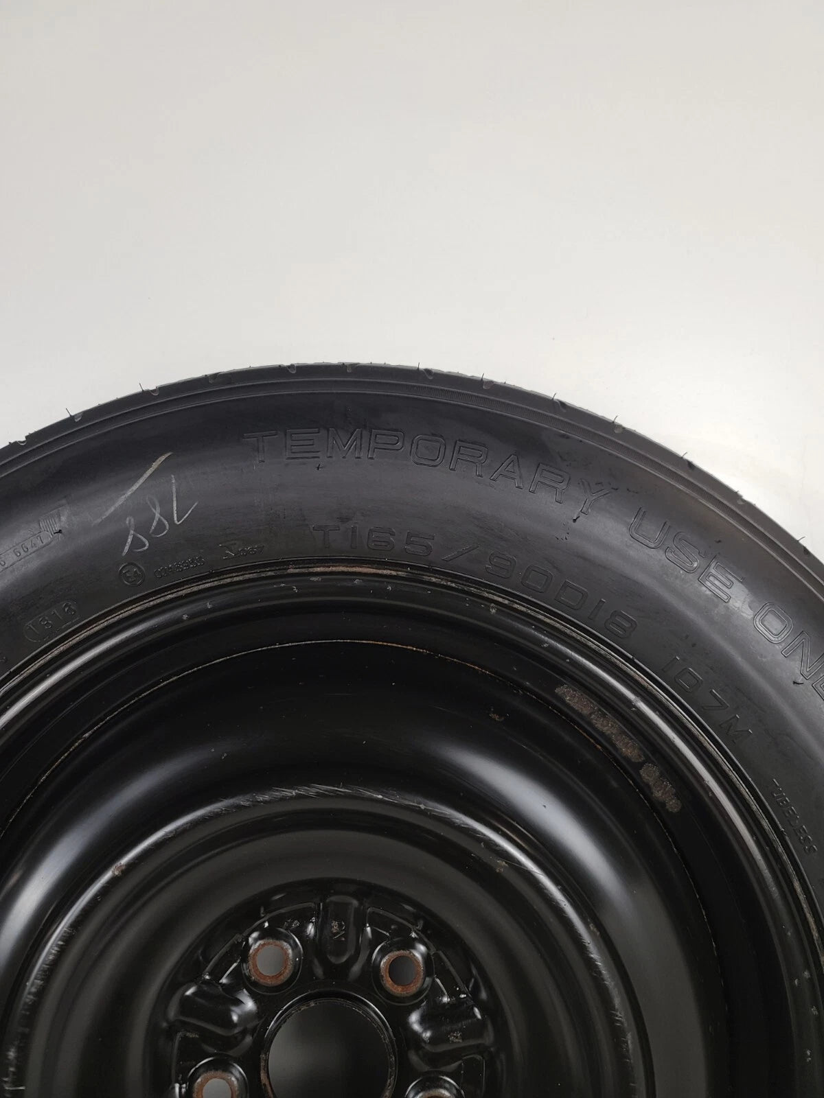 SPARE TIRE W/JACK KIT 18" FITS 2022 LEXUS RX350 DONUT .