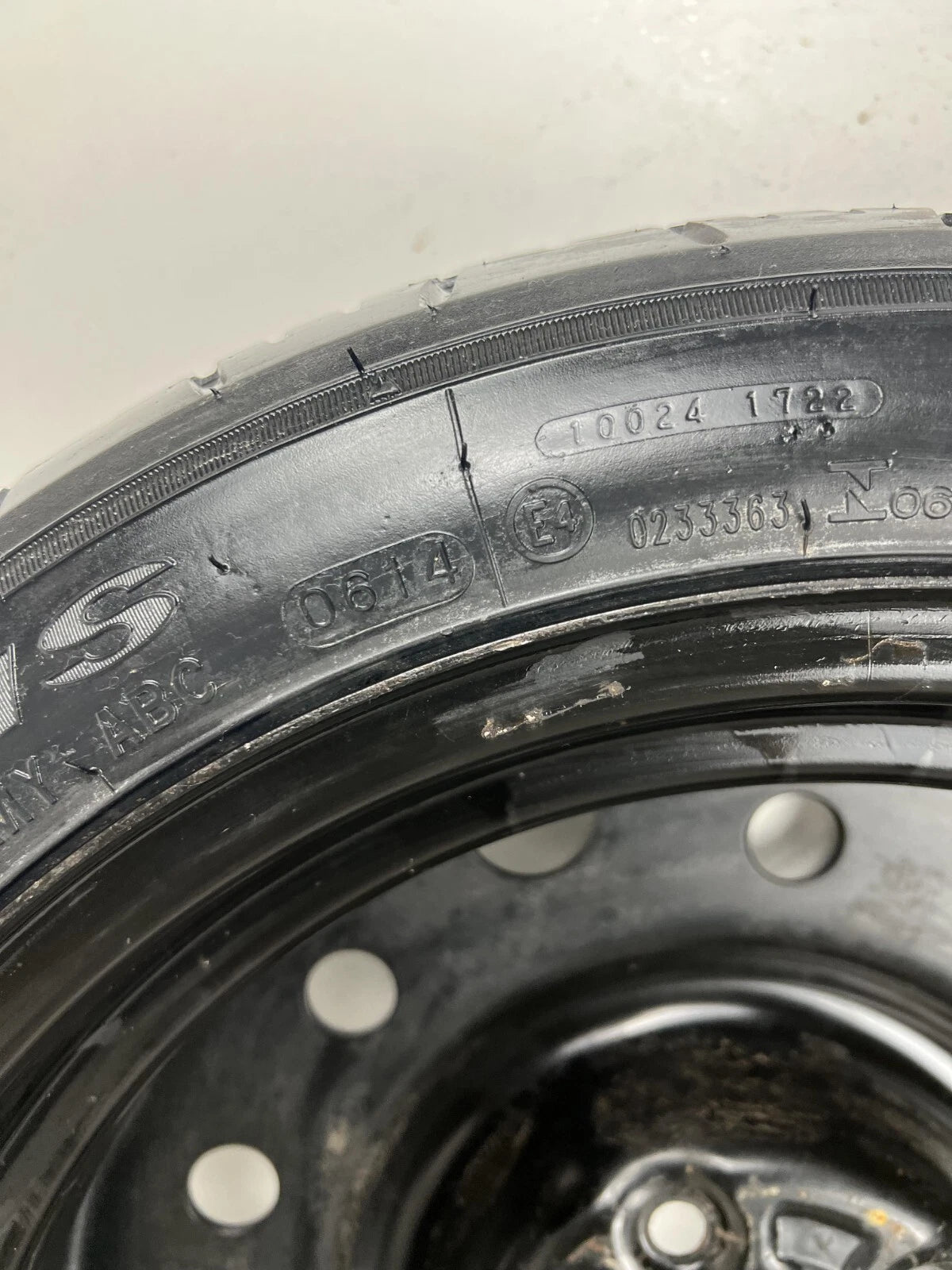 Spare Tire W/Jack Kit 16" Fits :2000-2013 Chevrolet Impala OEM Genuine Donut