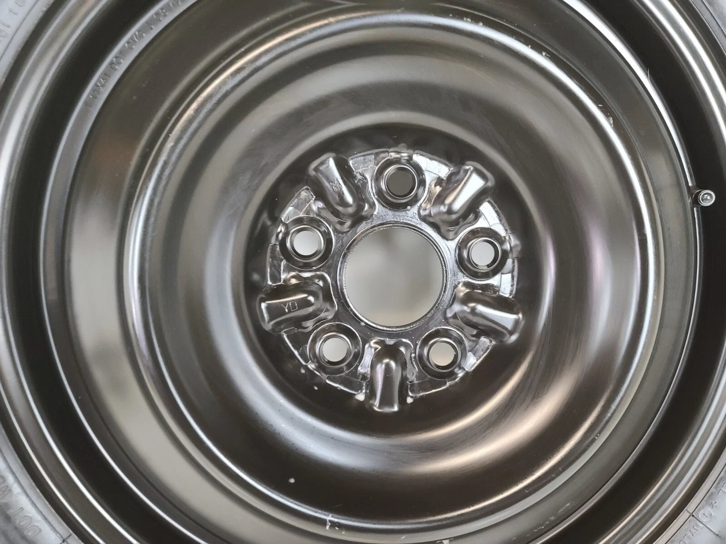 Spare Tire W/Jack Kit 16" Fits 2000 2001 2002 2003 2004 2005 2006 Toyota Celica