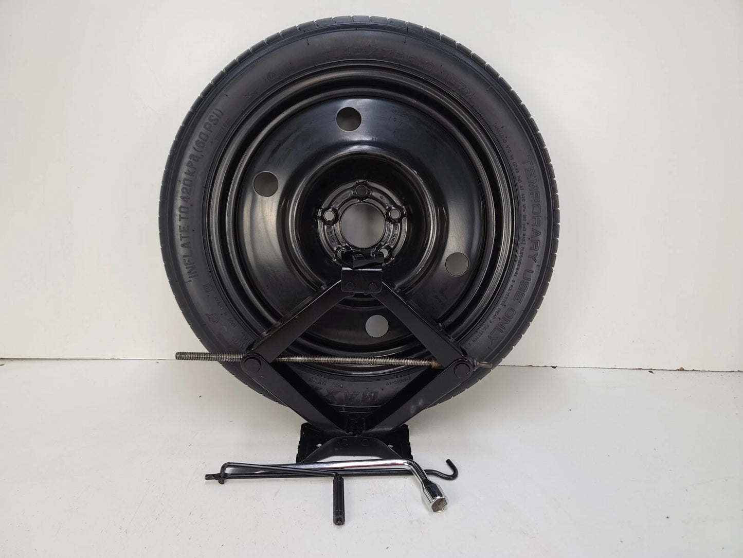 Spare Tire W/Jack Kit 18" Fits 2013-2019 Ford Explorer