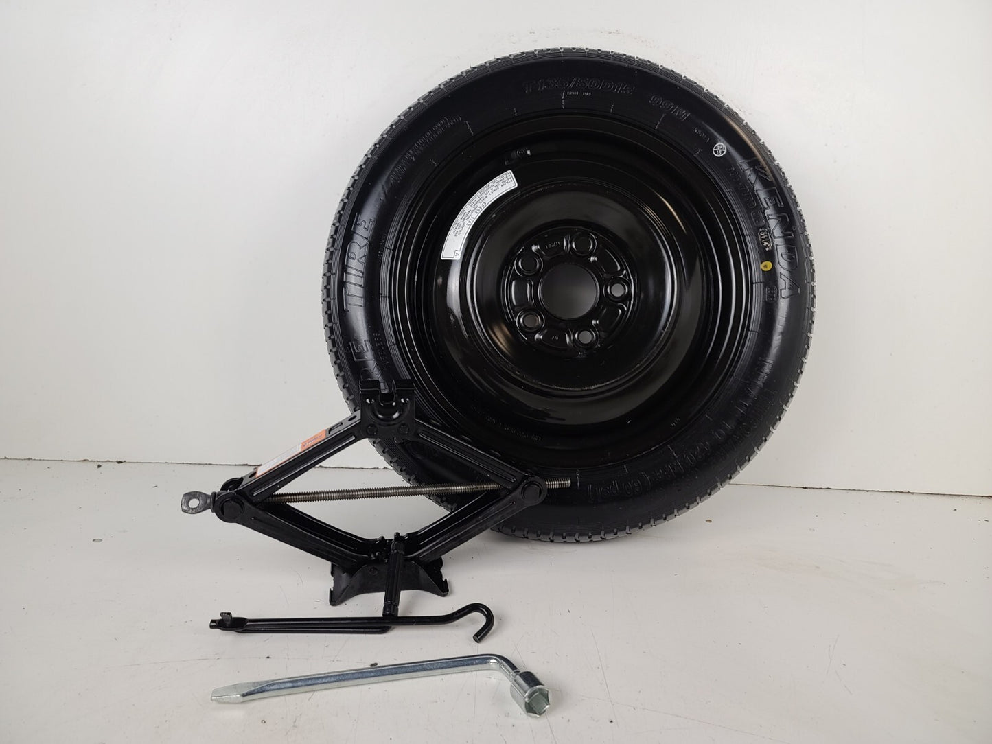 SPARE TIRE W/JACK KIT 15" FITS 2012 HONDA CIVIC COMPACT DONUT .