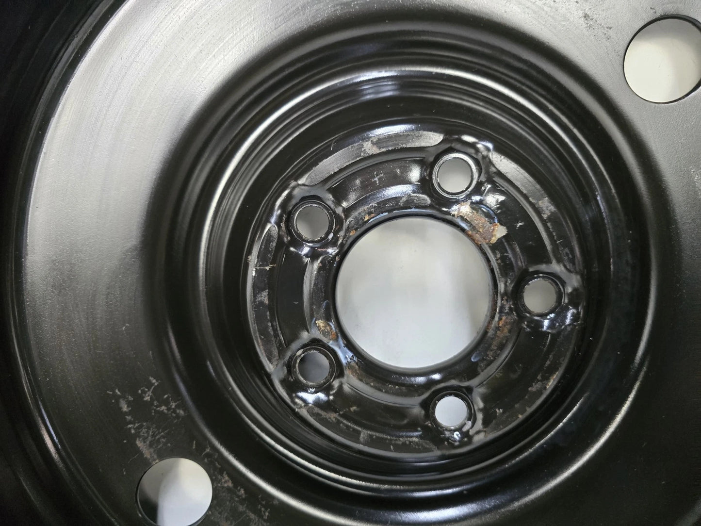 Share SPARE TIRE W/JACK KIT 18" FITS 2020-2026 FORD EXPLORER COMPACT DONUT