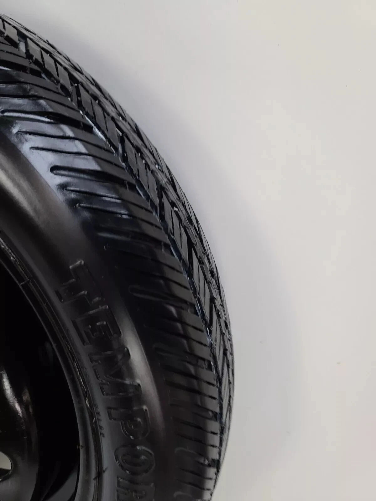 Spare Tire W/Jack Kit 15" Fits 1997-2005 Chevrolet Malibu Compact Donut