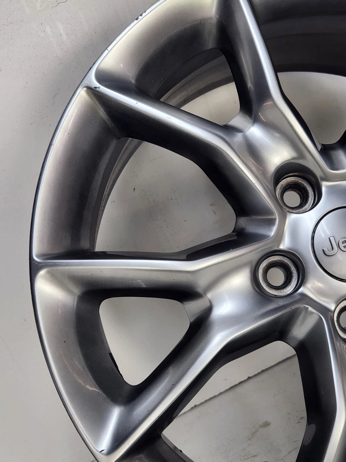 2014-2016 Jeep Grand Cherokee Wheel Rim 20x8 10 Spoke Painted Satin Carbon OEM