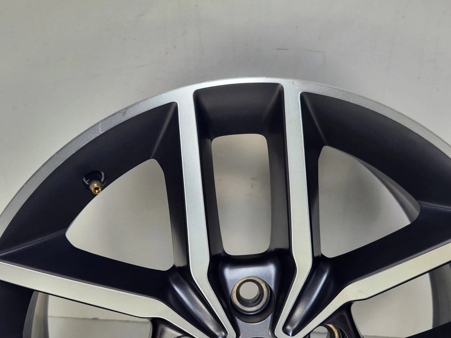 2017-2022 Jeep Grand Cherokee Wheel Rim 18x8 Aluminum Gray Painted Pockets OEM