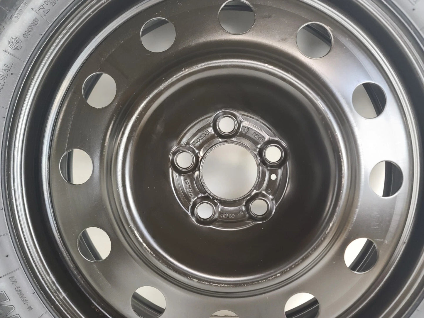 SPARE TIRE 18" FITS 2019-2024 FORD EDGE OEM GENUINE DONUT