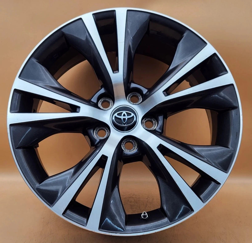 2016-2019 Toyota Highlander Wheel Rim 18x7-1/2 Alloy 10 Raised 5 V Spoke OEM